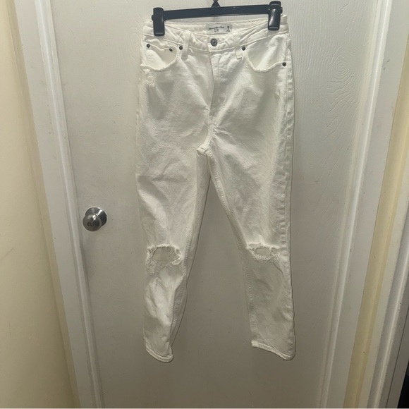 Abercrombie & Fitch Denim - Abercrombie & Fitch White High Rise Jeans